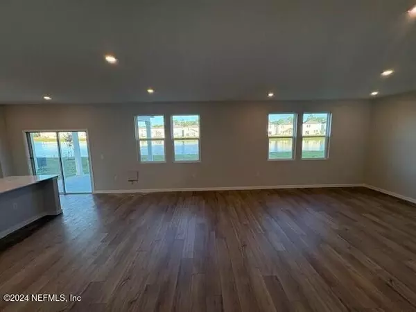 Jacksonville, FL 32218,14715 MACADAMIA LN #32