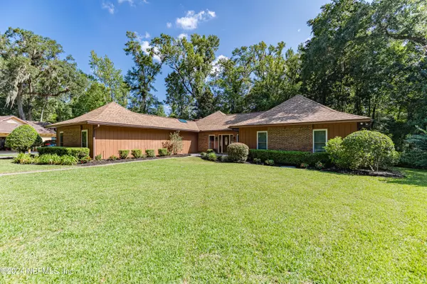 Fleming Island, FL 32003,345 CEDAR RUN DR