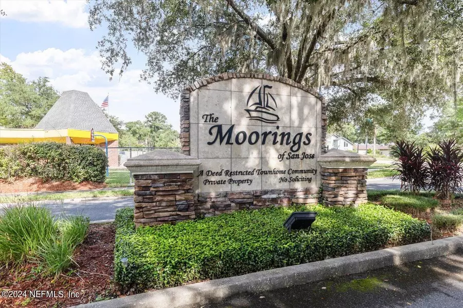 9921 MOORINGS DR, Jacksonville, FL 32257