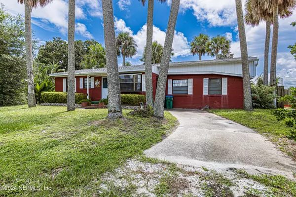 Neptune Beach, FL 32266,569 MYRA ST