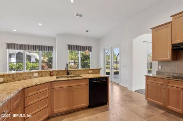 Fernandina Beach, FL 32034,95031 SUNFLOWER CT