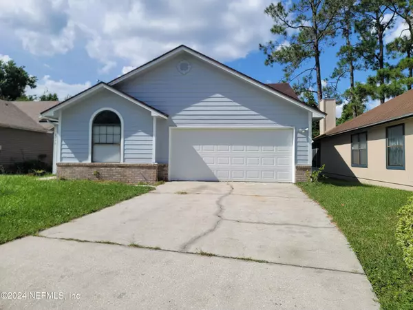 Orange Park, FL 32073,2070 TANAGER DR