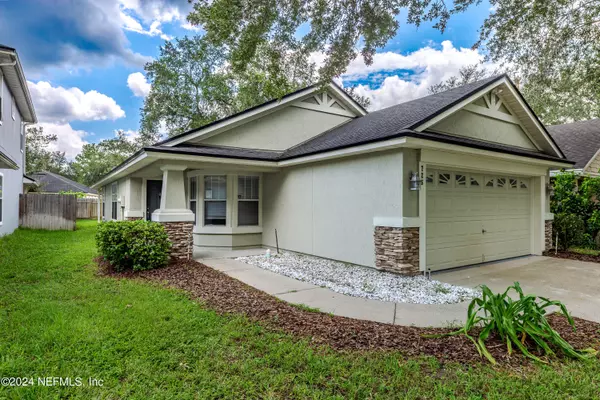Orange Park, FL 32065,725 SKIPPING STONE WAY
