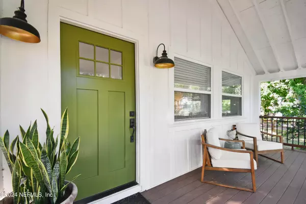 St. Augustine, FL 32084,18 OAK ST