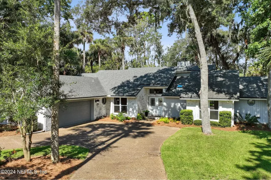 157 BARBERRY LN, Ponte Vedra Beach, FL 32082