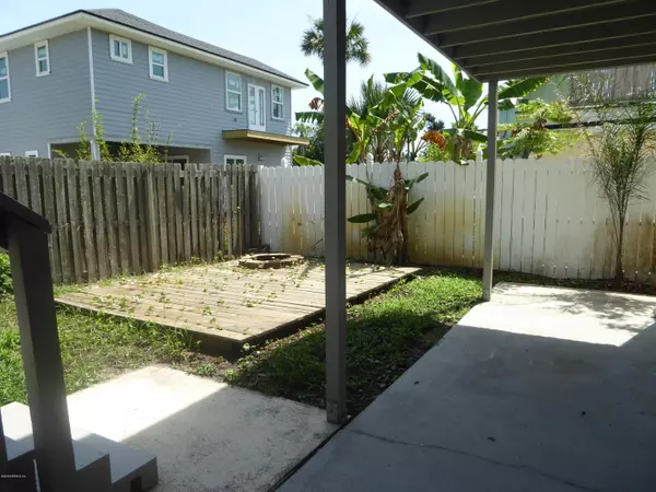 Neptune Beach, FL 32266,508 MYRA ST