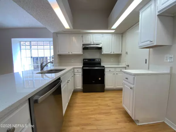 Jacksonville, FL 32277,7771 LYNCHBURG CT E