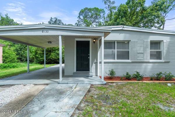 6133 ARDISIA RD W, Jacksonville, FL 32209