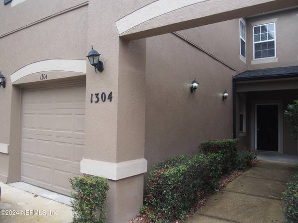 12301 KERNAN FOREST BLVD #1304, Jacksonville, FL 32225