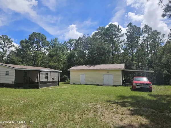 Keystone Heights, FL 32656,6752 SPRING LAKE RD