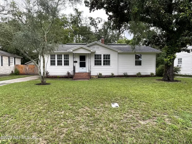 1641 CHARON RD, Jacksonville, FL 32205