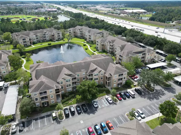 Jacksonville, FL 32256,7990 BAYMEADOWS RD E #420