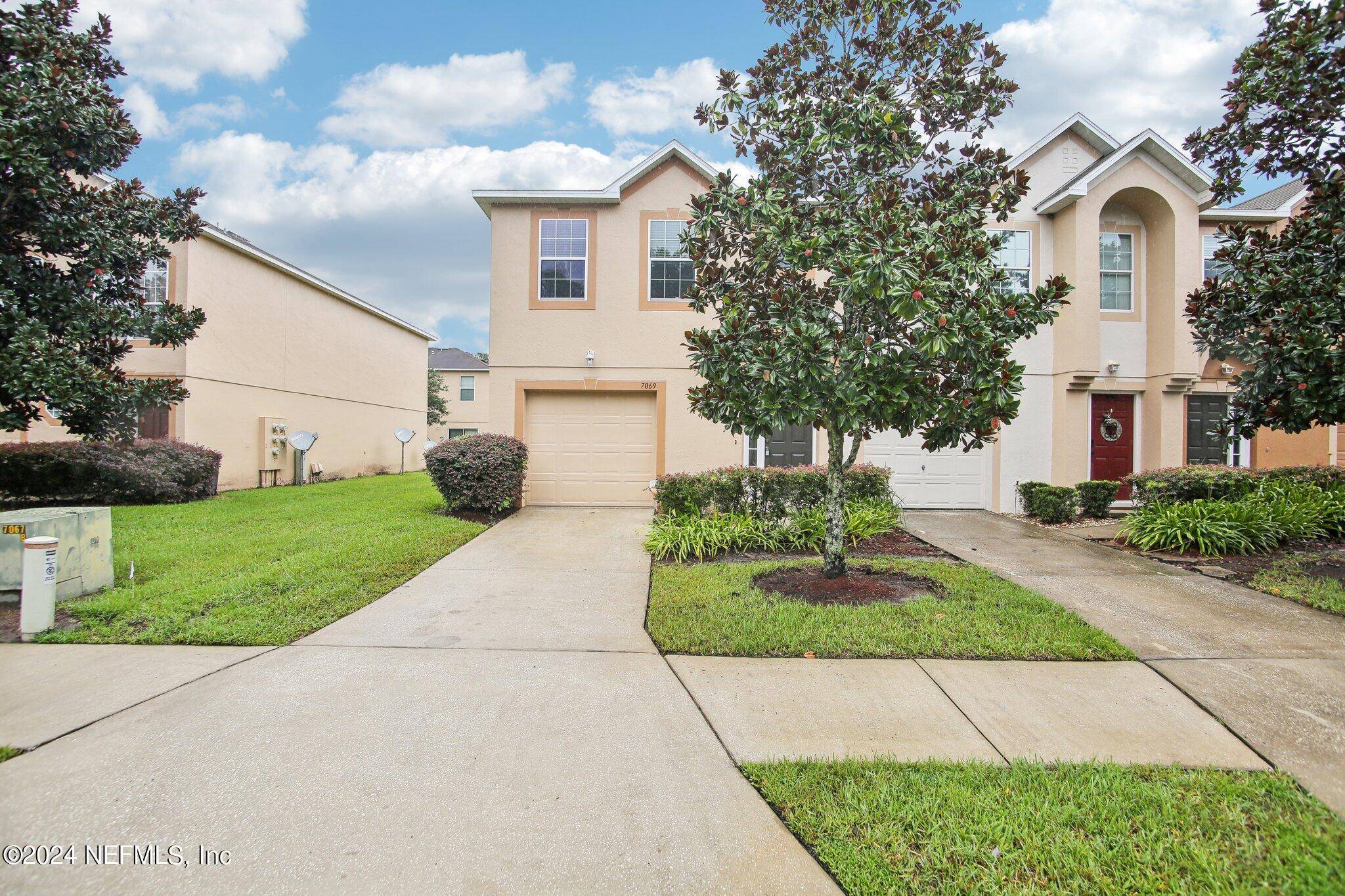 Jacksonville, FL 32244,7069 ST IVES CT