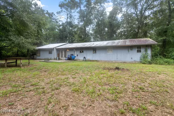 212 SESAME ST, Middleburg, FL 32068