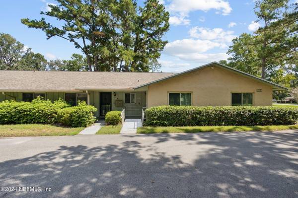 1213 THE GROVE RD, Orange Park, FL 32073