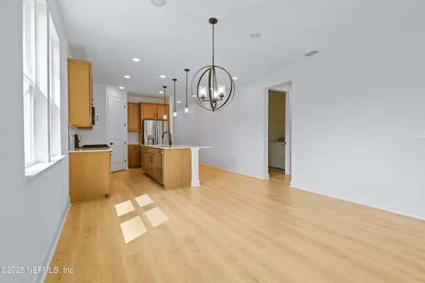 Orange Park, FL 32065,3728 SAINT CHARLES WAY