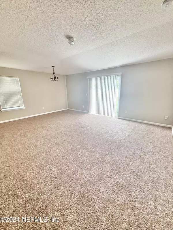 Orange Park, FL 32065,1455 BITTERBERRY DR