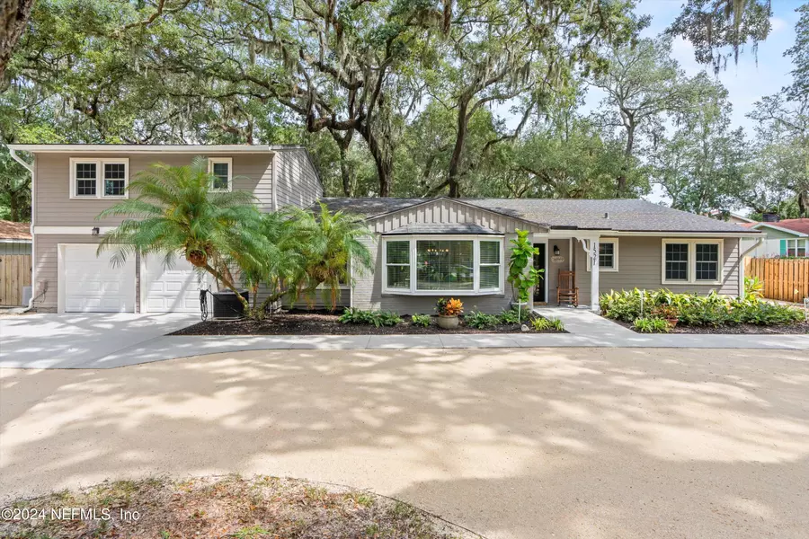 1521 PENMAN RD, Neptune Beach, FL 32266