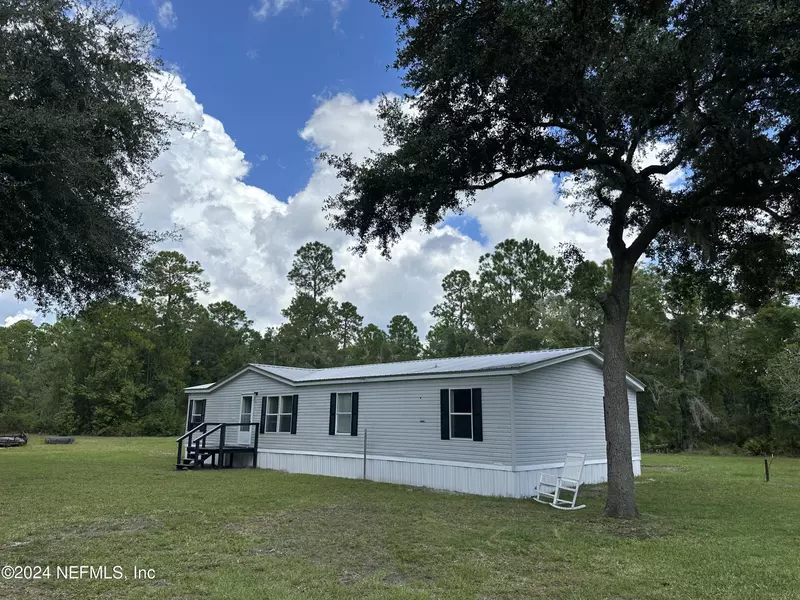 280 W RIVER RD, Palatka, FL 32177