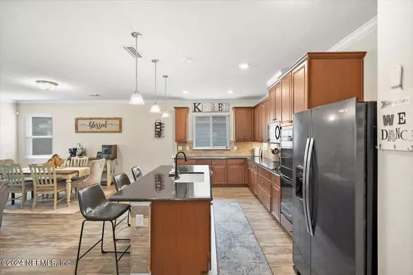 Jacksonville, FL 32223,12211 ORANGE GROVE DR