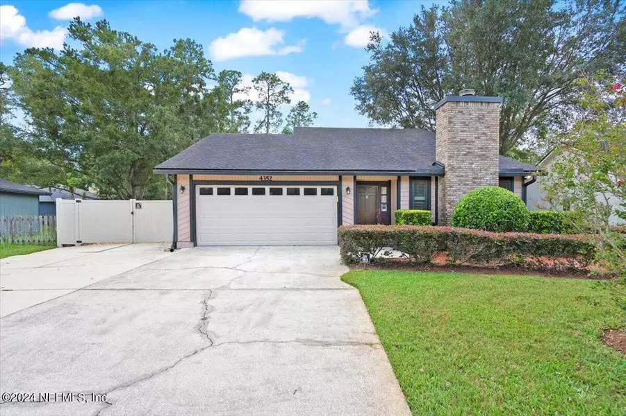 4352 WALNUT BEND BND, Jacksonville, FL 32257