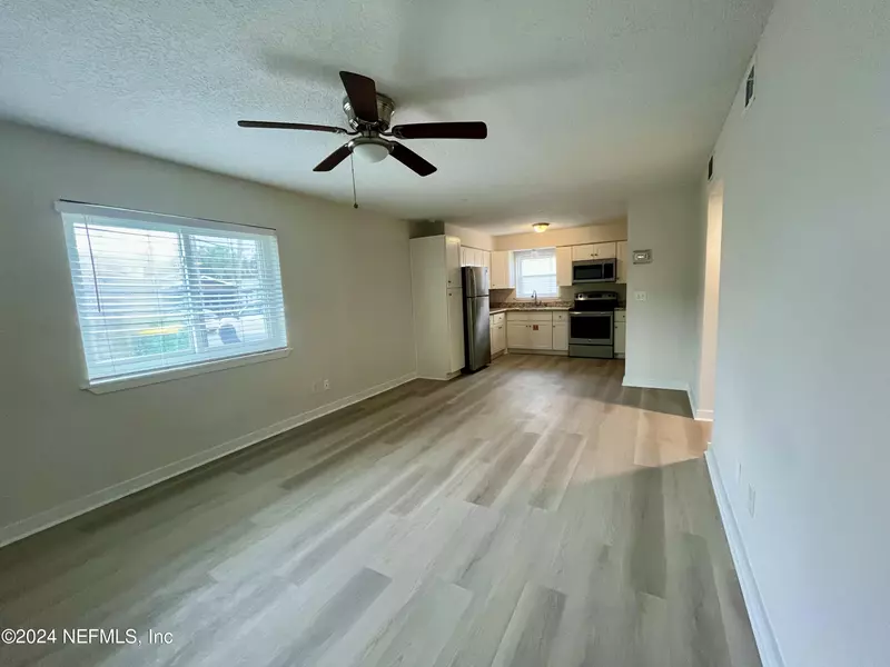 401 2ND ST S, Jacksonville Beach, FL 32250