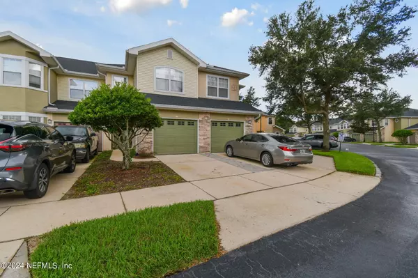 Orange Park, FL 32065,3750 SILVER BLUFF BLVD #2407