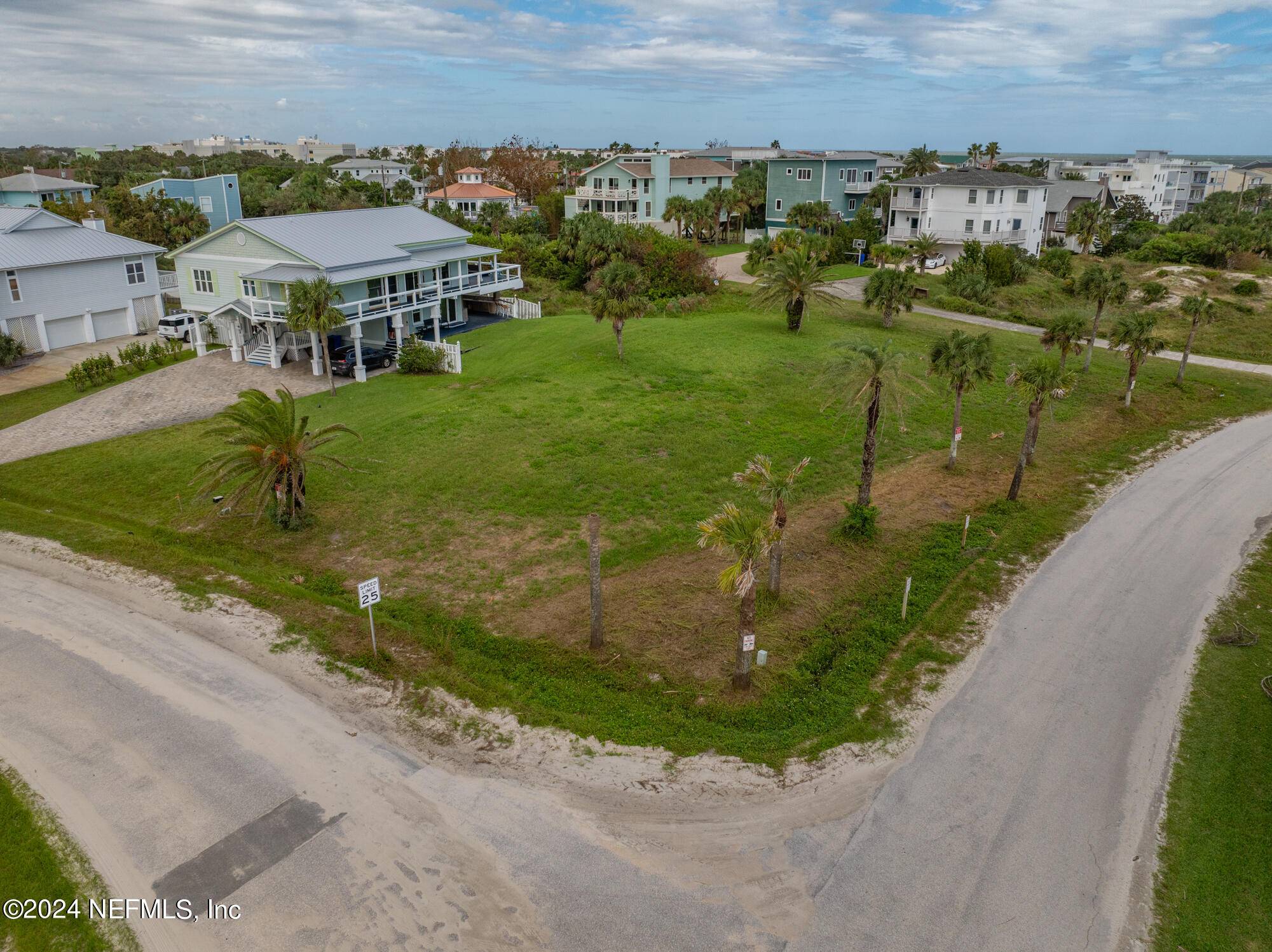 St. Augustine, FL 32084,318 GENOA RD