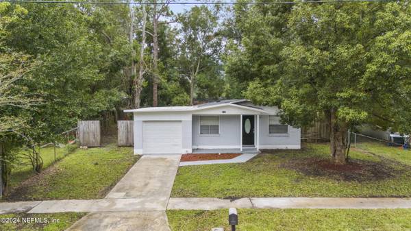 5985 MARTIN LUTHER KING DR, Jacksonville, FL 32219