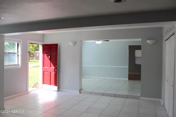 Jacksonville, FL 32277,3227 CATHEDRAL LN