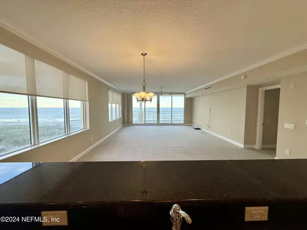 Jacksonville Beach, FL 32250,1031 1ST ST S #202