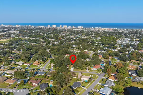 2605 INDEPENDENCE DR, Jacksonville Beach, FL 32250