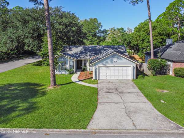 2842 SANDY BEACH LN, Jacksonville, FL 32277