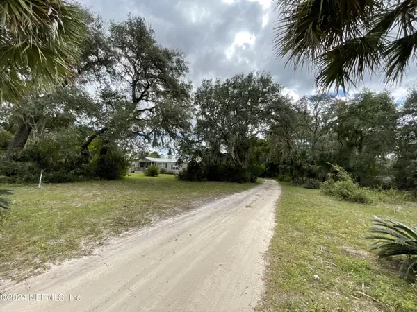 Interlachen, FL 32148,139 SPRING LAKE DR