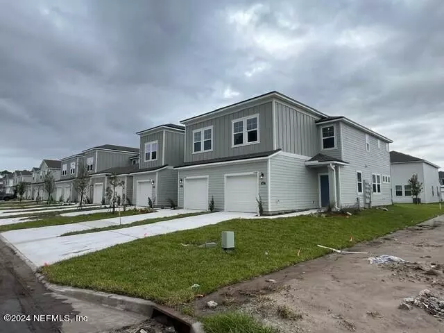 Jacksonville, FL 32218,14467 MACADAMIA LN #323