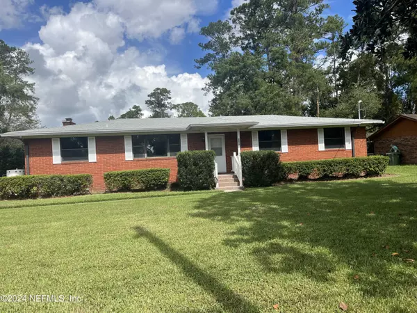 3843 BESSENT RD, Jacksonville, FL 32218