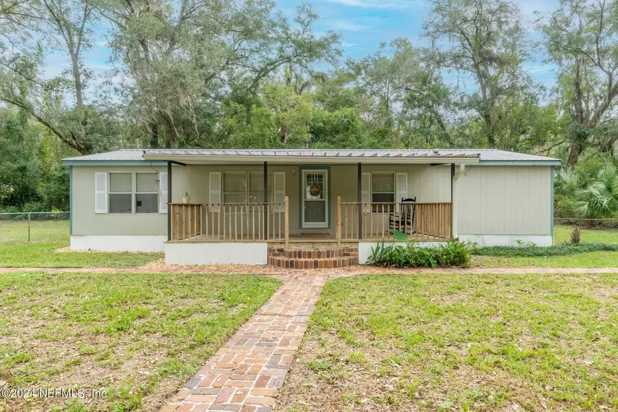 3025 BAINBRIDGE RD, Palatka, FL 32177