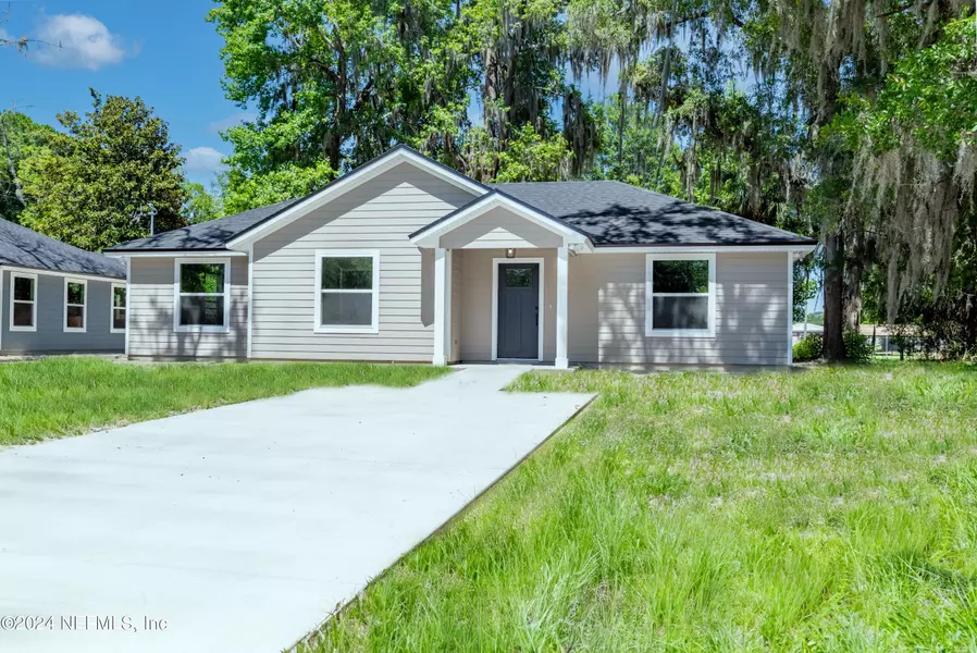 310 N ORANGE ST, Starke, FL 32091