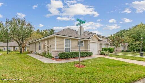 305 BLUE LAKE RD #1, St Johns, FL 32259