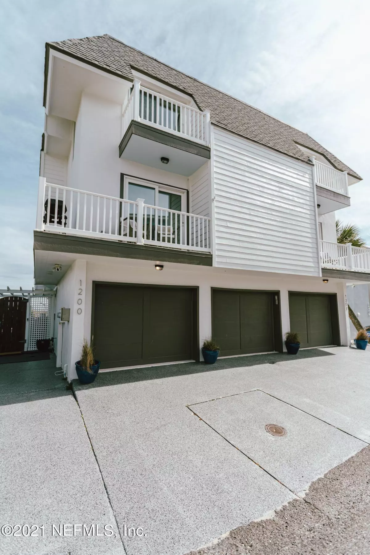 Neptune Beach, FL 32266,1200 OCEAN FRONT