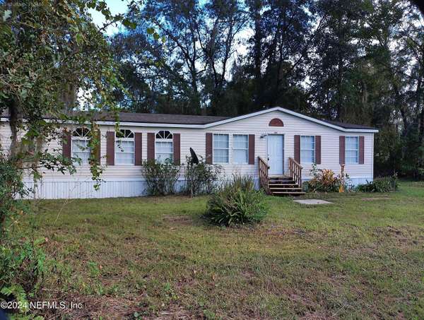 121 SHEPARD TRL, Palatka, FL 32177