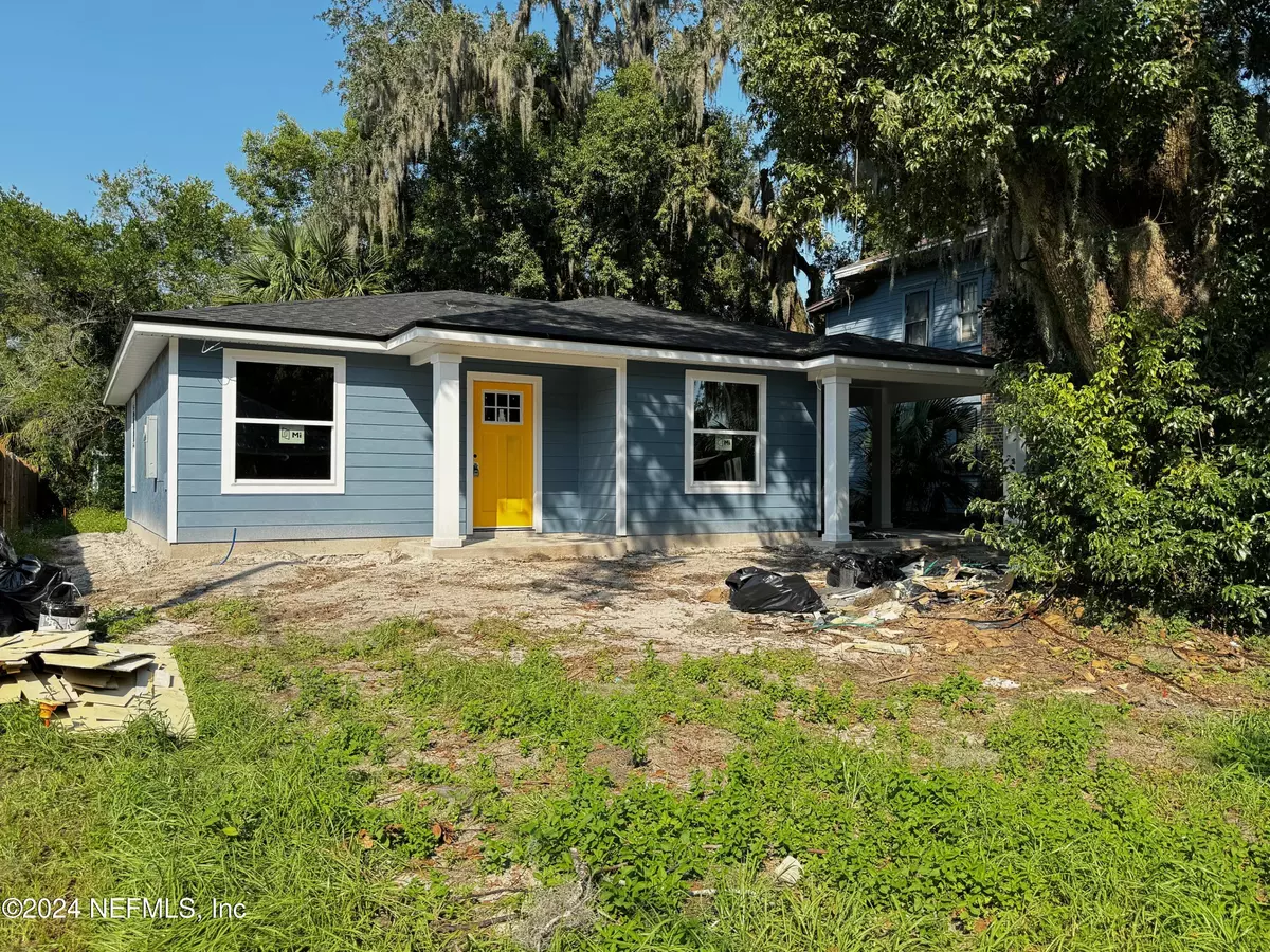 Jacksonville, FL 32206,27 33RD ST W