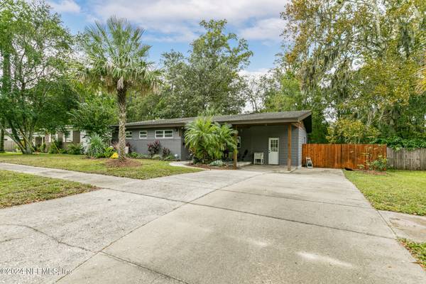 2854 EMILY LN W, Jacksonville, FL 32216