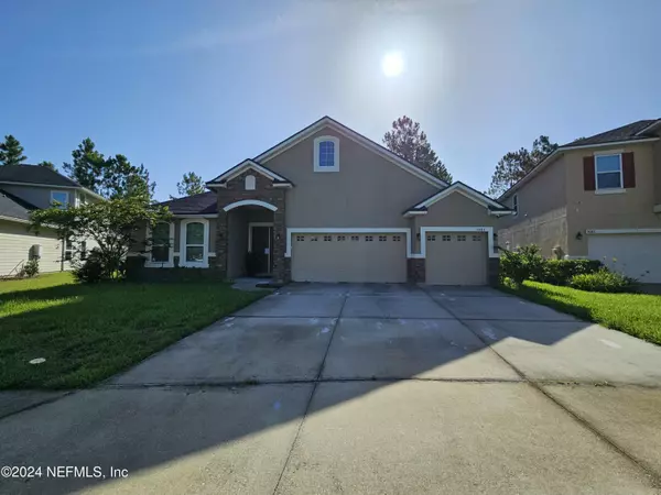 3083 FIRETHORN AVE, Orange Park, FL 32073