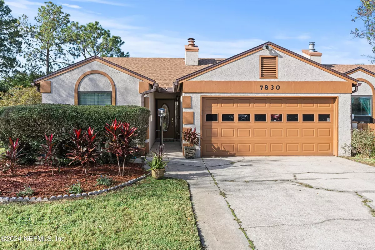 Jacksonville, FL 32256,7830 FAWN BROOK CIR W