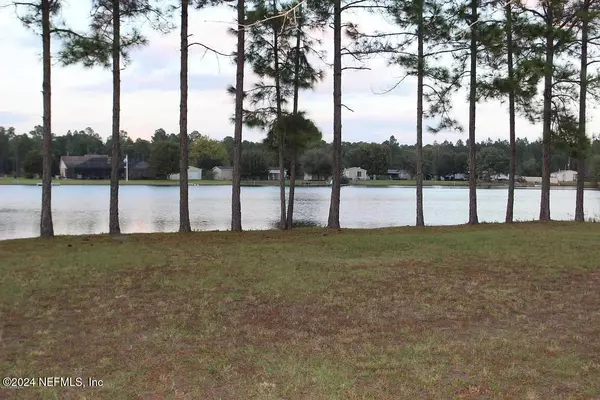 5259 HAMMOCK LAKE DR, Jacksonville, FL 32226