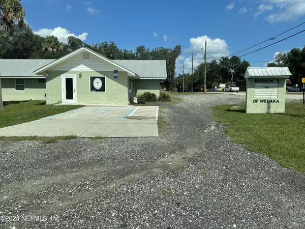 Welaka, FL 32189,667 3RD AVE