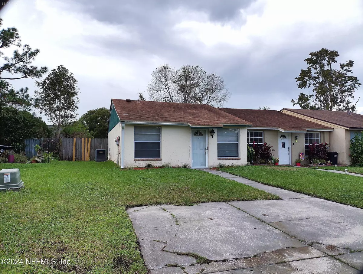 Orange Park, FL 32065,1324 SOLAR CIR #A