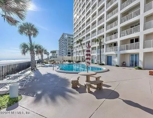 Ormond Beach, FL 32176,89 S ATLANTIC AVE #204