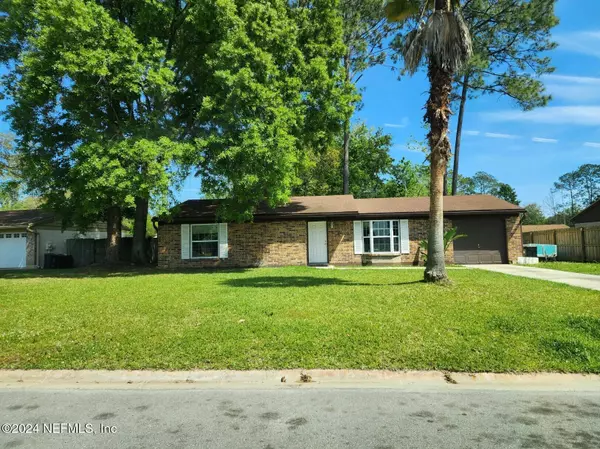 1681 APRIL DR, Middleburg, FL 32068